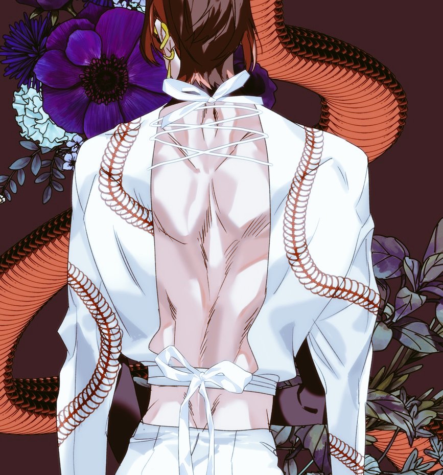 그의 등짝이 보고싶어서 
🐍🐍