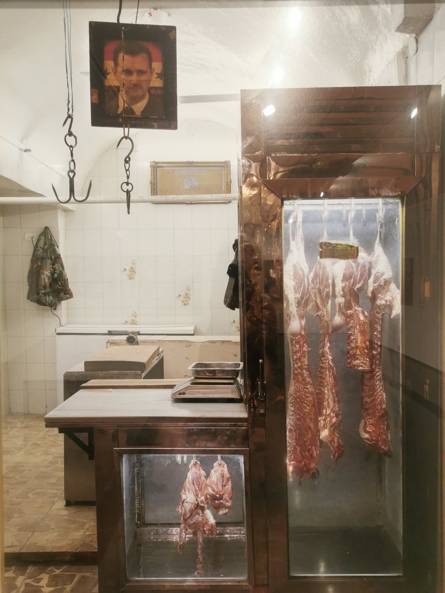 ClaireLaval's tweet photo. #Expo #photo #MathieuPernot Les ruines de sa demeure @FondationHCB Itinérance photographique bouleversante à partir d'1 carnet de voyage de son grand-père. Regards et histoires croisés au Moyen-Orient et dans le temps #artcontemporain https://t.co/Q4IqFOBspe