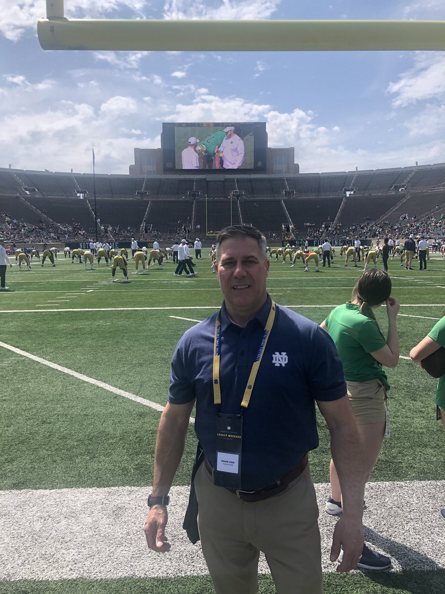 fjpinn's tweet photo. @NDFootball Legacy Weekend,Thank You for making us feel at home with the Team and recruits,like no other place on earth, outstanding job @HunterBivin @Marcus_Freeman1 #GraduatingChampions @NDAlumni @HoltzHeroes https://t.co/Jgkd6DqZfE
