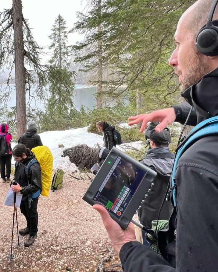 TorresinSimone's tweet photo. #Soundwalking through the #Dolomites with @silenzinquota 💚 https://t.co/EmUvYFWq0x