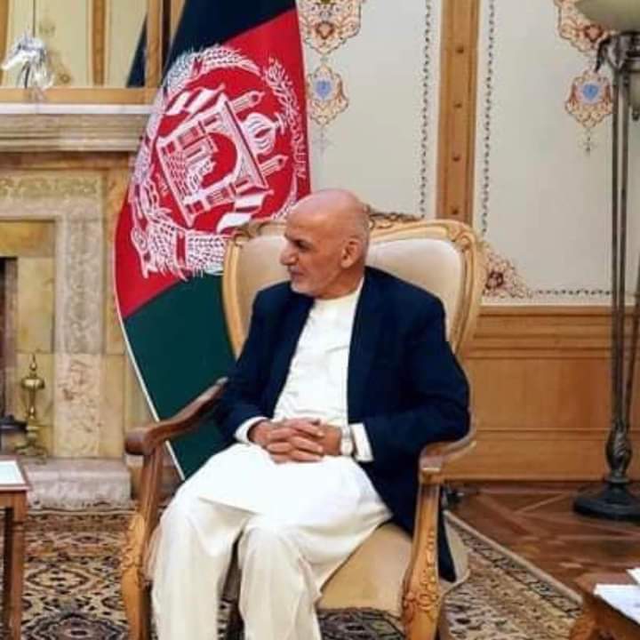 watanpal_zalmai's tweet photo. دا ځلی اختر به ډیر بی خونده وی 

دا ځلی اختر کی مو پاچا نشته https://t.co/YAaZUY5LDq
