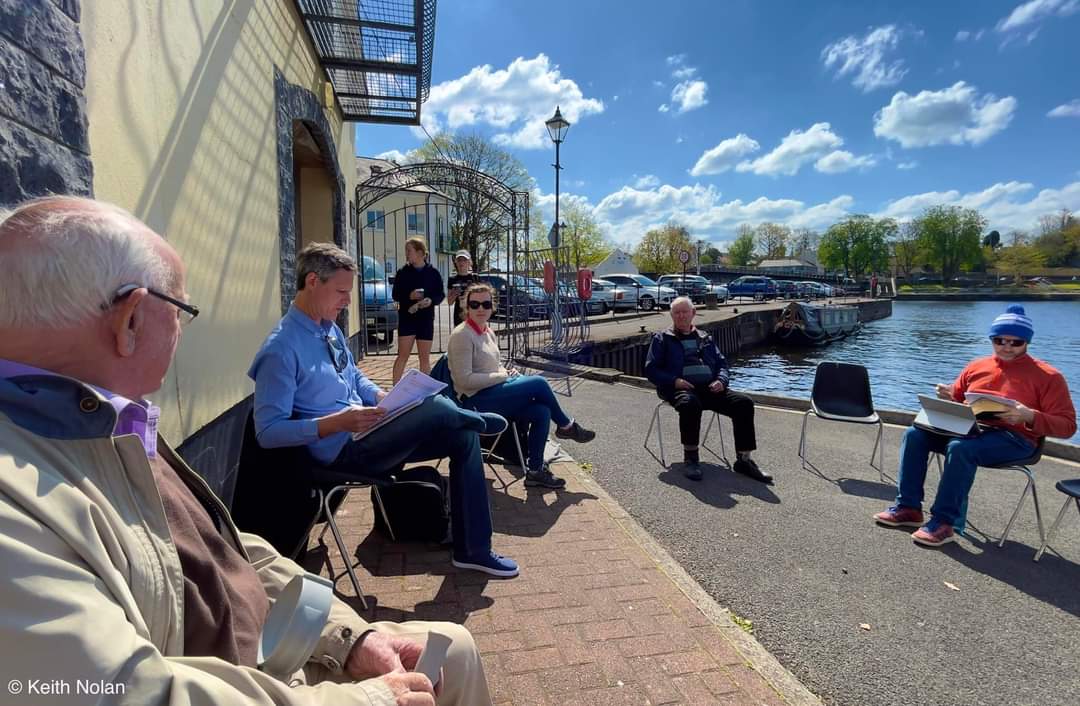 Carrickrc's tweet photo. **Behind every great club**
Our super committee gathering under sunny skies this morning down at the Bay.
Boatnamings, Club Development and supporting our rowers all on a packed agenda.
#Rowing #Leitrim #CommitteeWork
@leitrimcoco @LeitrimLSP @leitrimdevco @SleepstoHRR https://t.co/iDw2faLTGm