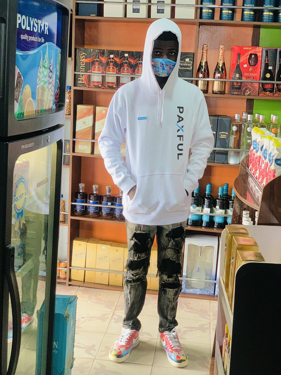 tizi_prince's tweet photo. I trade on the safest Crypto p2p platform with over 350+ payment methods, you can exchange your e-wallet funds to bitcoin in less than 2 minutes that’s how easy it is☺️ Send a DM m ready to guide you @paxfulpeer @paxful #paxful #paxfulpeer https://t.co/EQYv8vPqBV