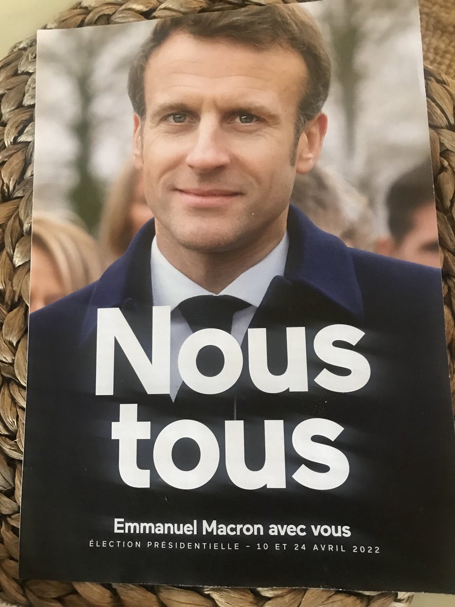Champagne ! #MacronPresident #Presidentielle2022