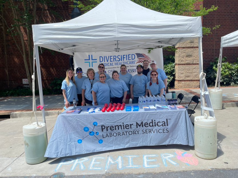 DivMedINC's tweet photo. Were at the #upstateheartwalk this afternoon to help fight cardiovascular disease! WE GOT HEART! Come downtown and join the walk!
#divmedinc #hearthealth #aha #healthcare https://t.co/mx1aDiL73f