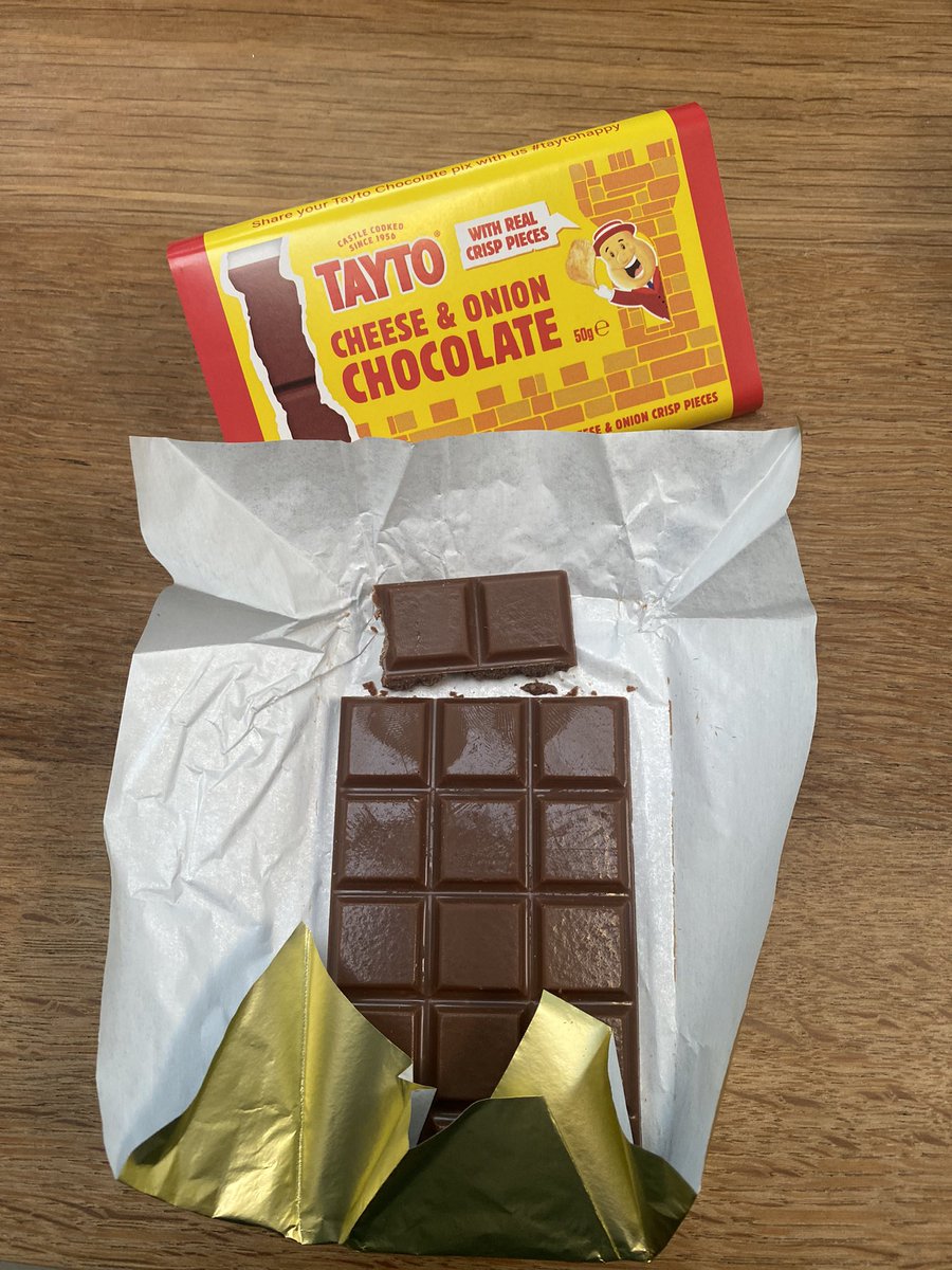 No words! My favourite food combined with chocolate. 😋 
#TAYTOHAPPY