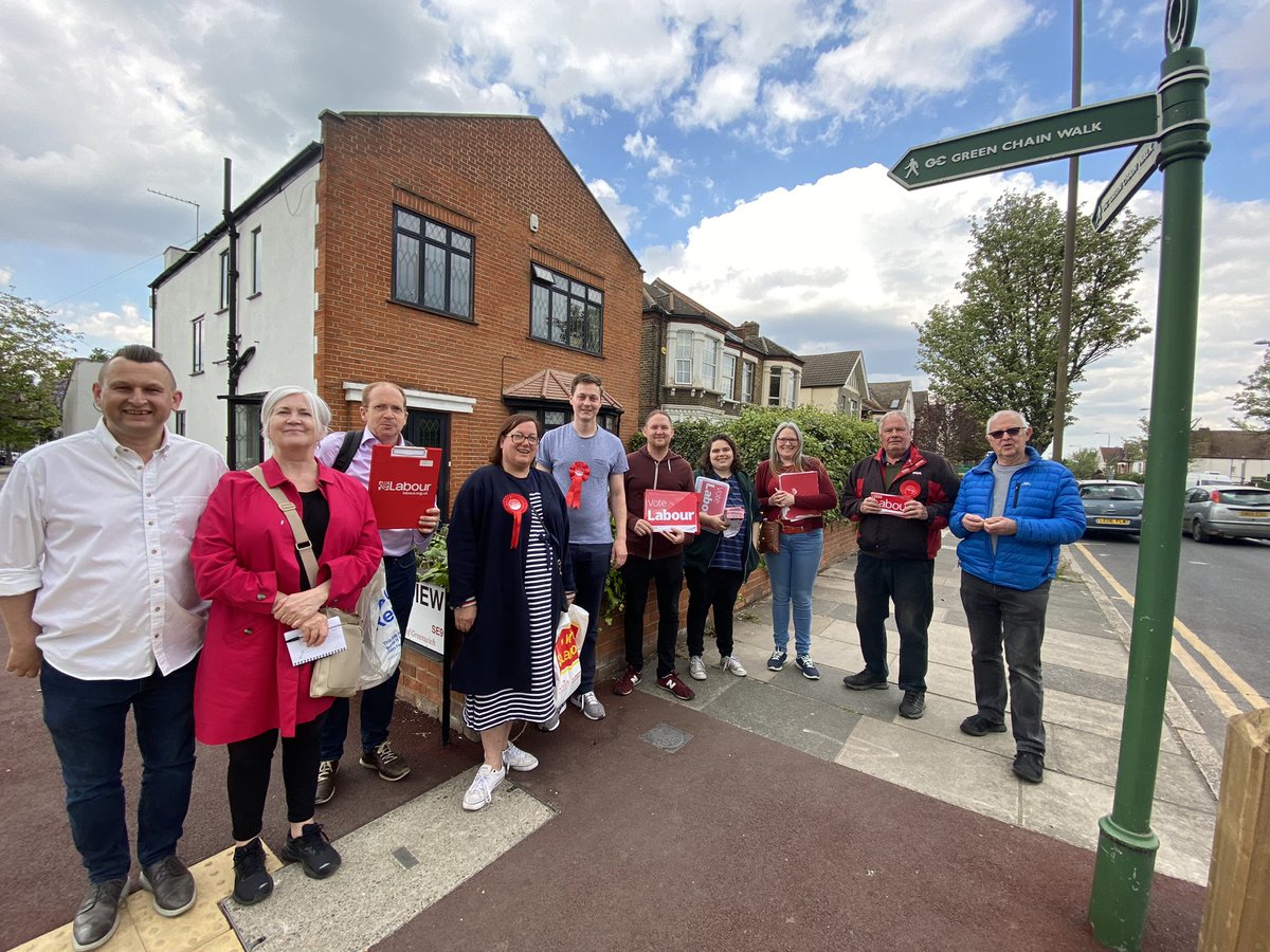 Great response in Mottingham and Coldharbour, New Eltham.  @MrOkongo <a href="/ECLabourParty/">Eltham Constituency Labour Party</a> <a href="/CathyDowse1/">Cathy Dowse</a>, @EJCJones93, <a href="/simontthomson/">Simon Thomson</a>, &amp; so many others.