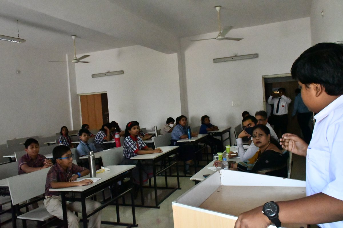 BhubaneswarIhm's tweet photo. State lavel Talent Hunt On Occasion of World Book Day -2022
Jointly Organized by Institute of Hotel Management, Bhubaneswar & Odisha Library Academy
#300+ students #2 Category #3Events and more than 45 Schools from diffrents parts of Odisha https://t.co/8TjdEvebo3