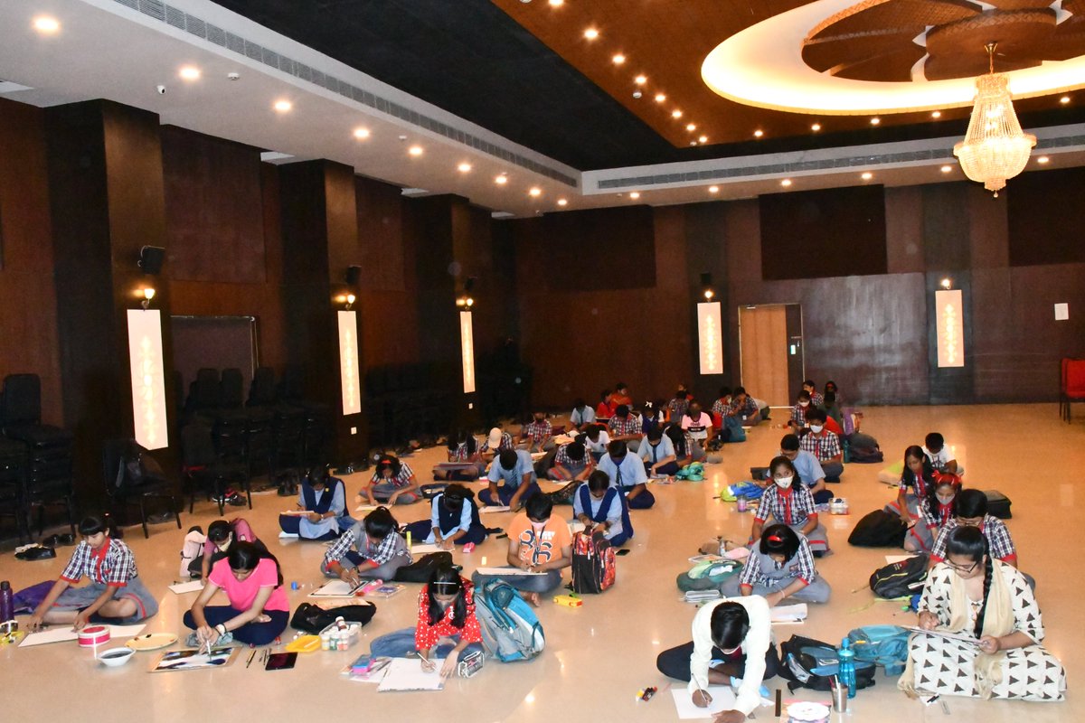 BhubaneswarIhm's tweet photo. State lavel Talent Hunt On Occasion of World Book Day -2022
Jointly Organized by Institute of Hotel Management, Bhubaneswar & Odisha Library Academy
#300+ students #2 Category #3Events and more than 45 Schools from diffrents parts of Odisha https://t.co/8TjdEvebo3