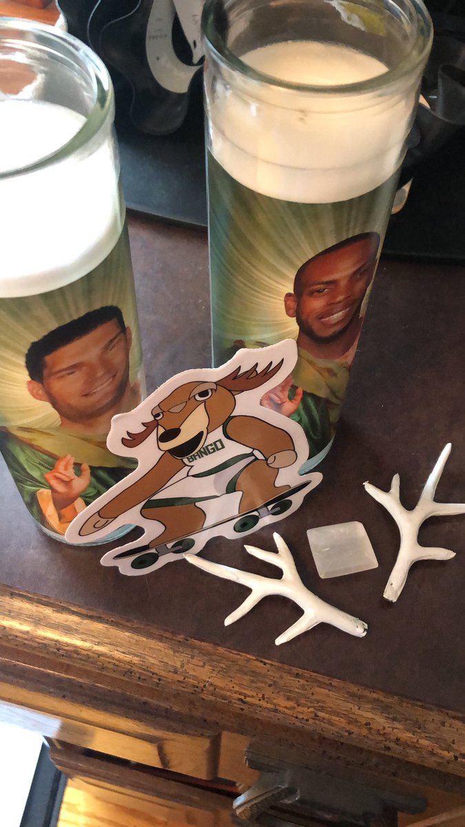 bucks_witch's tweet photo. Walked in and saw @EasyYiJianlian had the candles and a bango sticker out and thought it was the makings of a great shrine. Just had to add my special touches ✨ https://t.co/OHhFxHVzRE