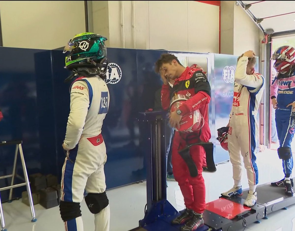 Mau_Grajales's tweet photo. Cuando estás en la fila de los tacos y escuchas que se acabaron los de #barbacoa
#ImolaGP #EmiliaRomagnaGP #ViejoSabroso #NeverGiveUp #F1 #F1ESTA #VivaMexico #Cont11GoCheco #Toro11 #Tacos https://t.co/5sEPqScnuf