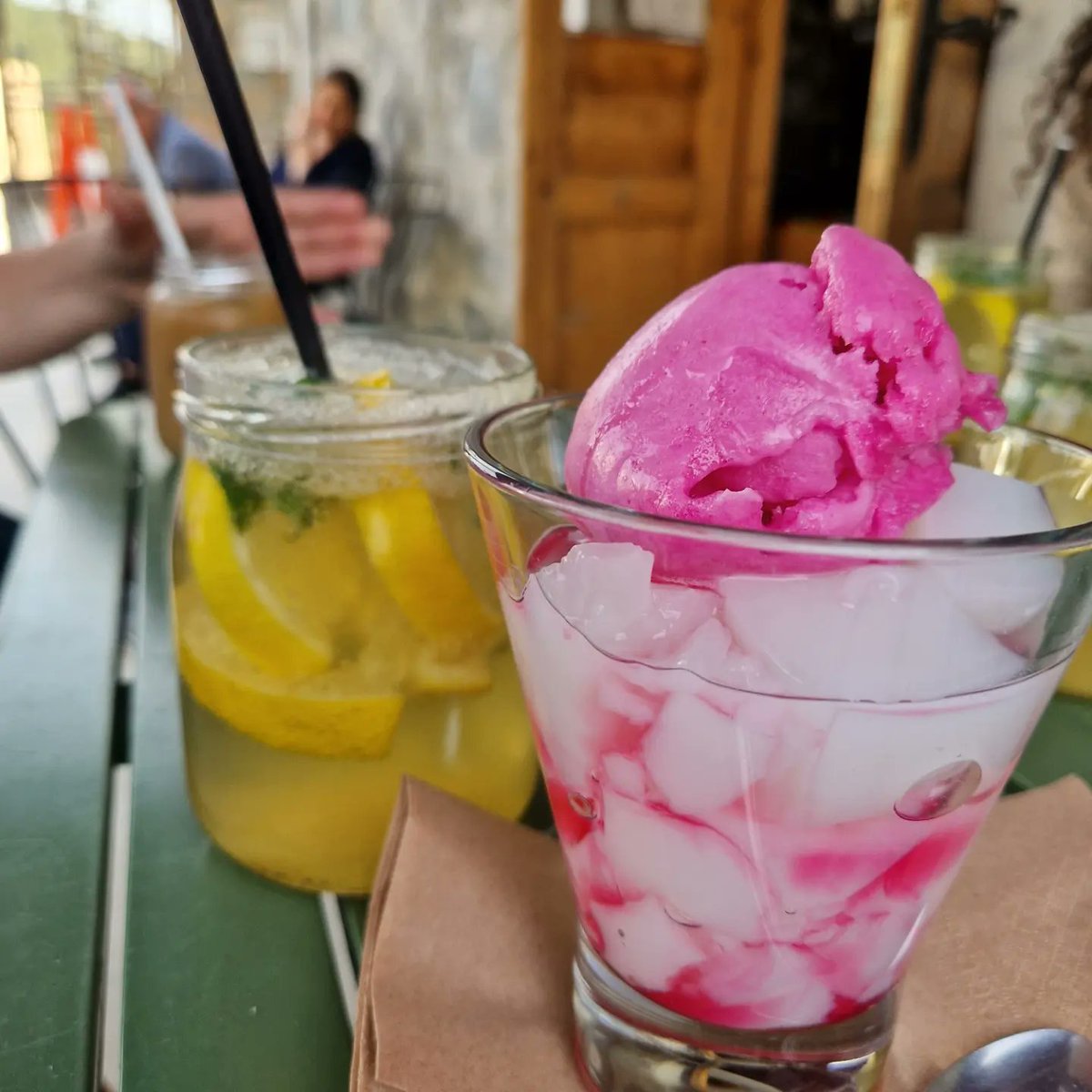 Amazing_Cyprus's tweet photo. #amazingcyprus🇨🇾 #easter #islandlife #mahallepin , #limelemonade https://t.co/nukzrBFkZW