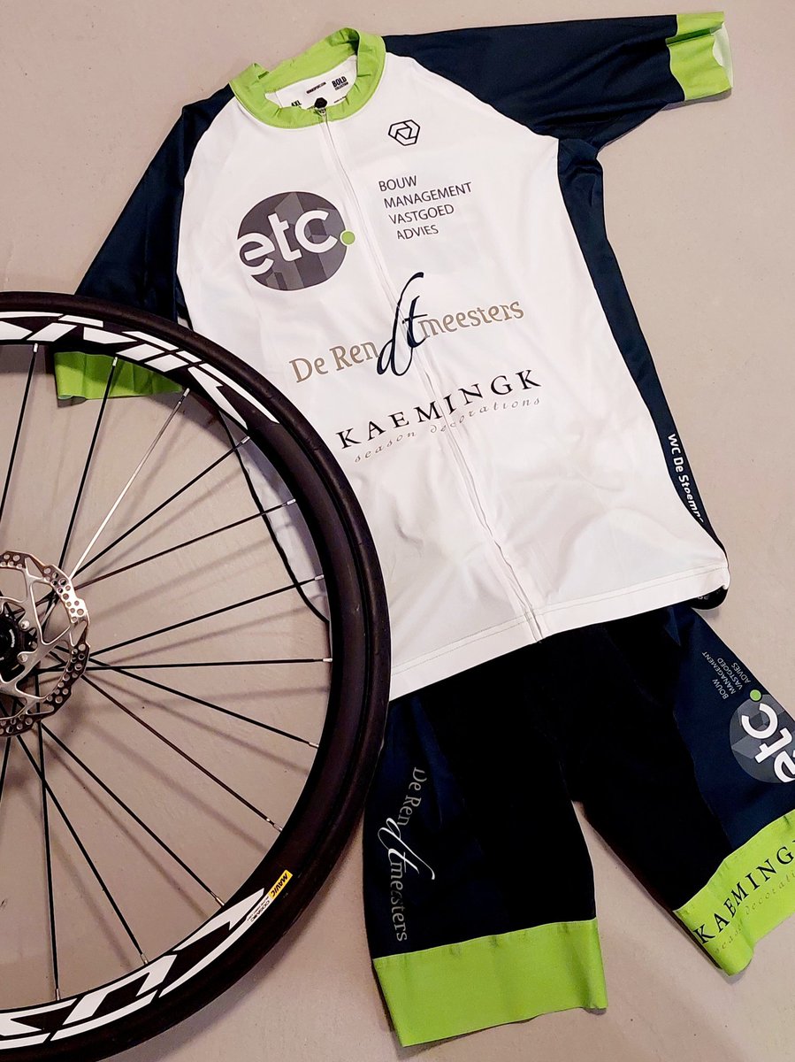 Ook zo genoten van de #voorjaarsklassiekers ? Trots dat EtC. samen met #deRendtmeesters en #Kaemingk dit wielerseizoen kledingsponsor is van #wielerclub De Stoempers uit Delden e.o.! Flitsende outfit door <a href="/VergeSportNL/">VergeSport Nederland</a> #wielersport #stoempen #houdjeaanverkeersregels