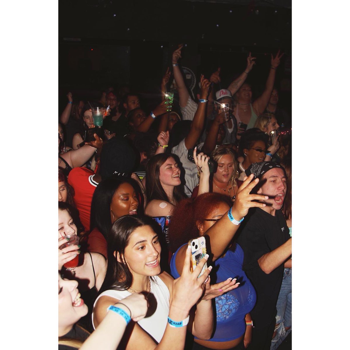 TOKYOxVANITY's tweet photo. My Concerts be Lit! https://t.co/WQ1h4utvGY
