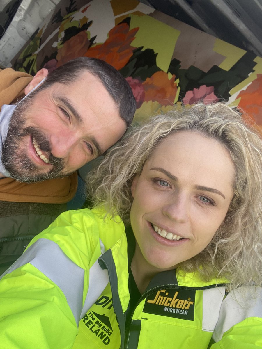 In the van before we realised the art didn’t quite fit 😬 Thanks @ominous_omin for trusting us to trim your beautiful piece. #diysosirl #art #streetart <a href="/DIYSOSIRELAND/">DIY SOS: The Big Build Ireland</a>