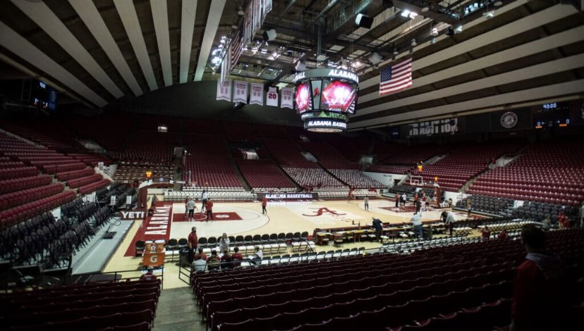 willmoore3311's tweet photo. Blessed to receive my first power 5 D1 offer from the University of Alabama! @BenjiOxman @GTScott717 @TMarkwith14 @CoachDBowles @wfhsbasketball https://t.co/TfTSKucfFw