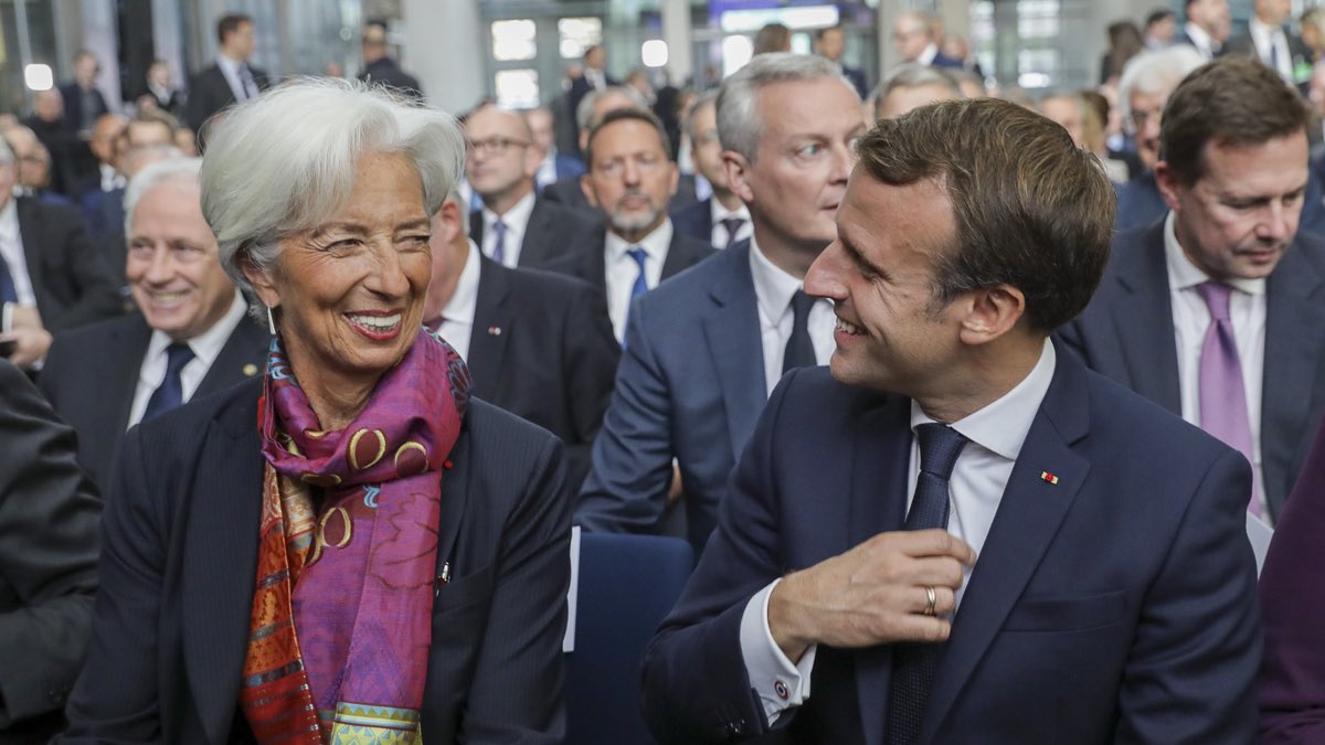 Mes chaleureuses félicitations <a href="/EmmanuelMacron/">Emmanuel Macron</a> pour sa réélection à la présidence de la France !
Un leadership fort est essentiel en ces temps incertains et votre engagement européen sans faille continuera à être le bienvenu pour relever les défis auxquels nous sommes confrontés.