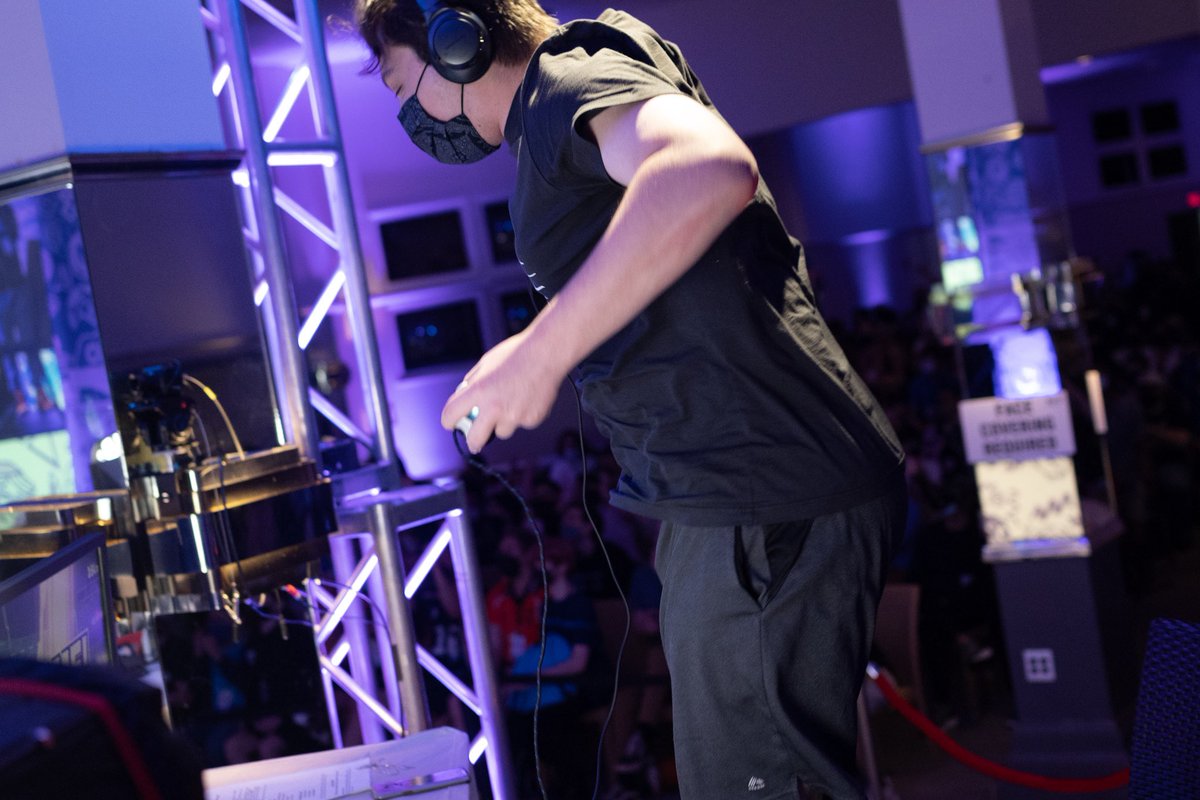 pound_series's tweet photo. The progression of a Game 5 popoff.

📸 @RellFGC https://t.co/GUc7kpOd0W