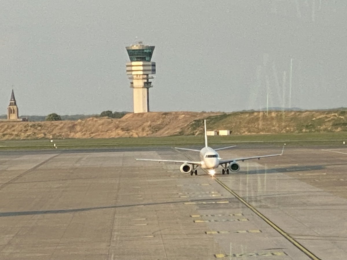 Snekkja_eu's tweet photo. On the road again #businesstrip #Copenhagen #Ilovemyjob #Riskpoint https://t.co/edQQJgmJOt
