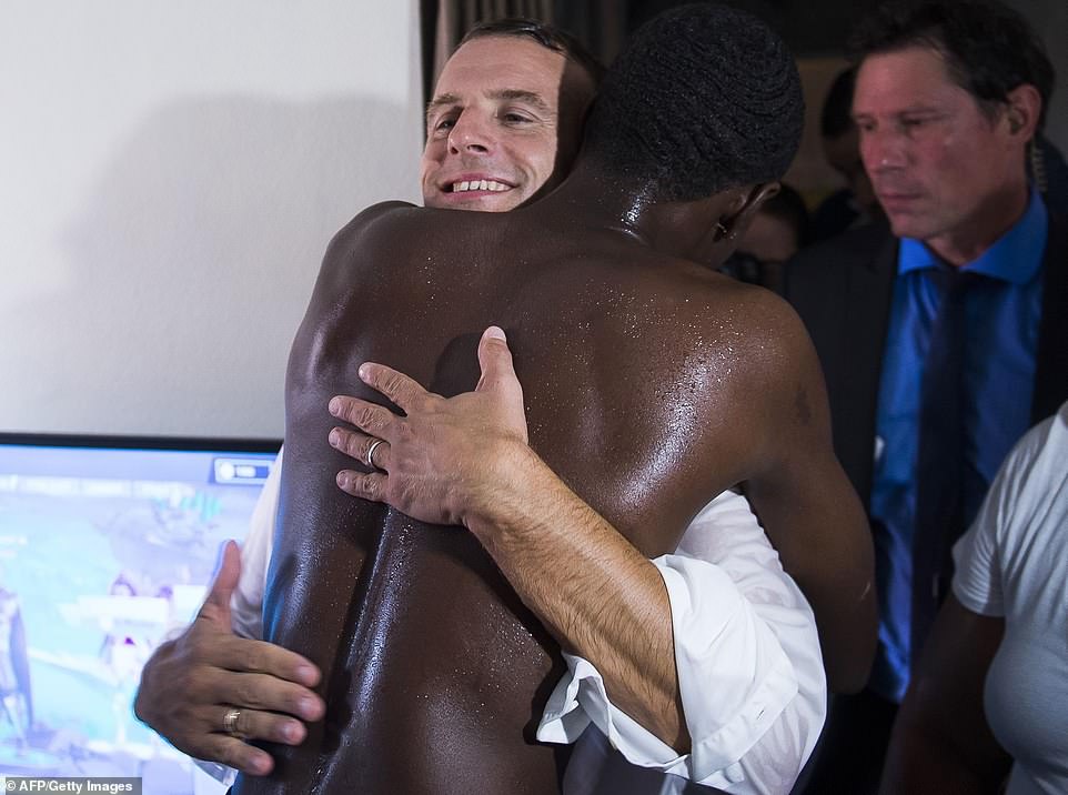 exMalwa's tweet photo. Partying with Macron lads later https://t.co/Hmuh1mQ7gV