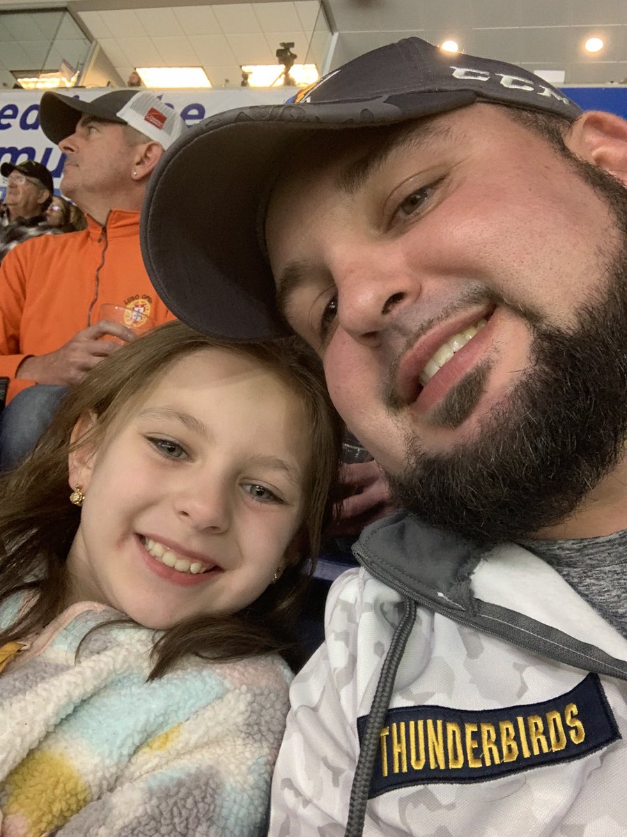 BoreckiR's tweet image. #toocool. #tocool