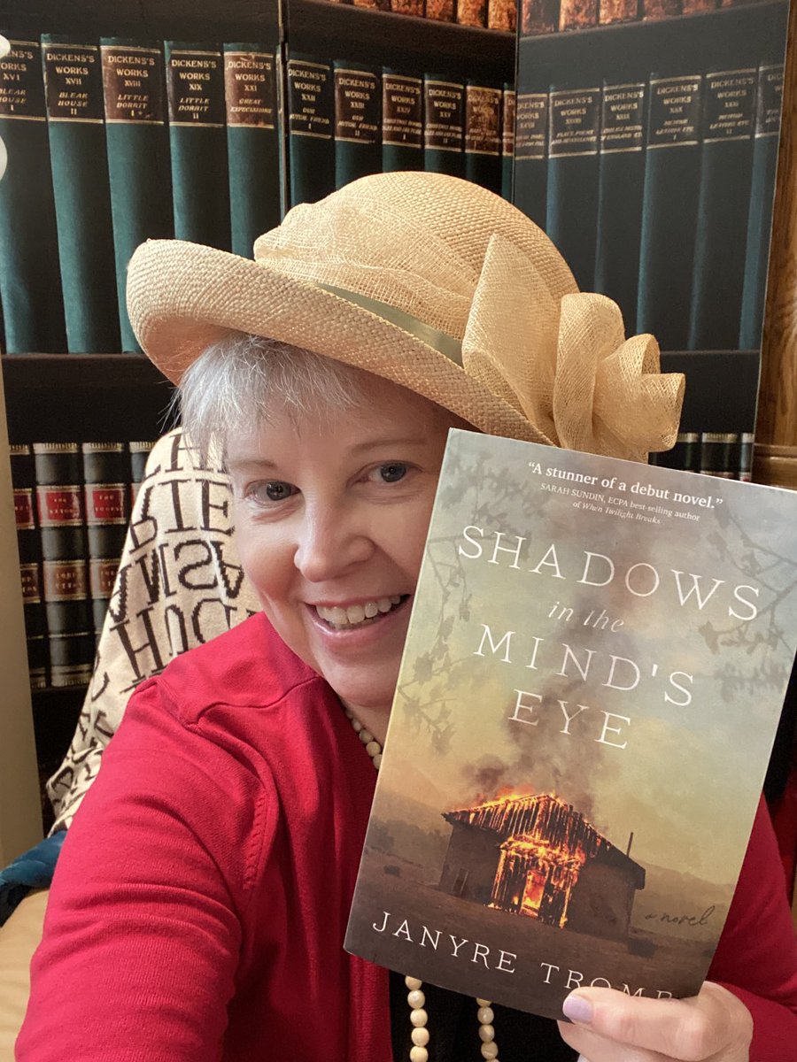 RondaWellsBooks's tweet photo. Awesome post-WW2 historical mystery/suspense with a touch of romance! If you like Hitchcock or the film “Gaslight,” you’ll love this debut from ⁦@JanyreTromp⁩  
#suspense #histfic #ShadowsoftheMind’sEye https://t.co/OaBigahXRE
