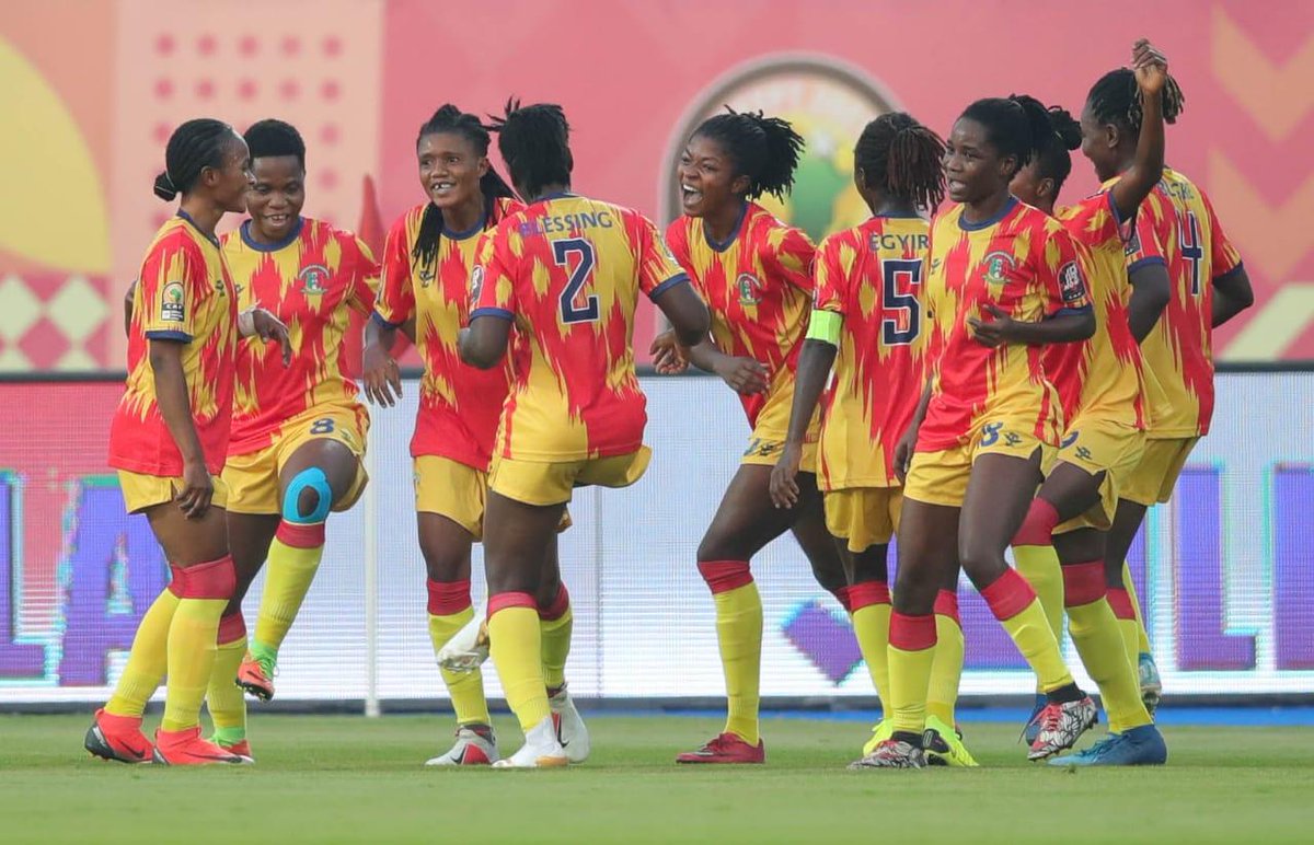 news_ghana's tweet photo. WPL: Hasaacas Ladies beat Immigration Ladies 2-0 https://t.co/8PAOE13rGN #Sports #20 #beat #HasaacasLadies #ImmigrationLadies https://t.co/gXvh1AiCMX
