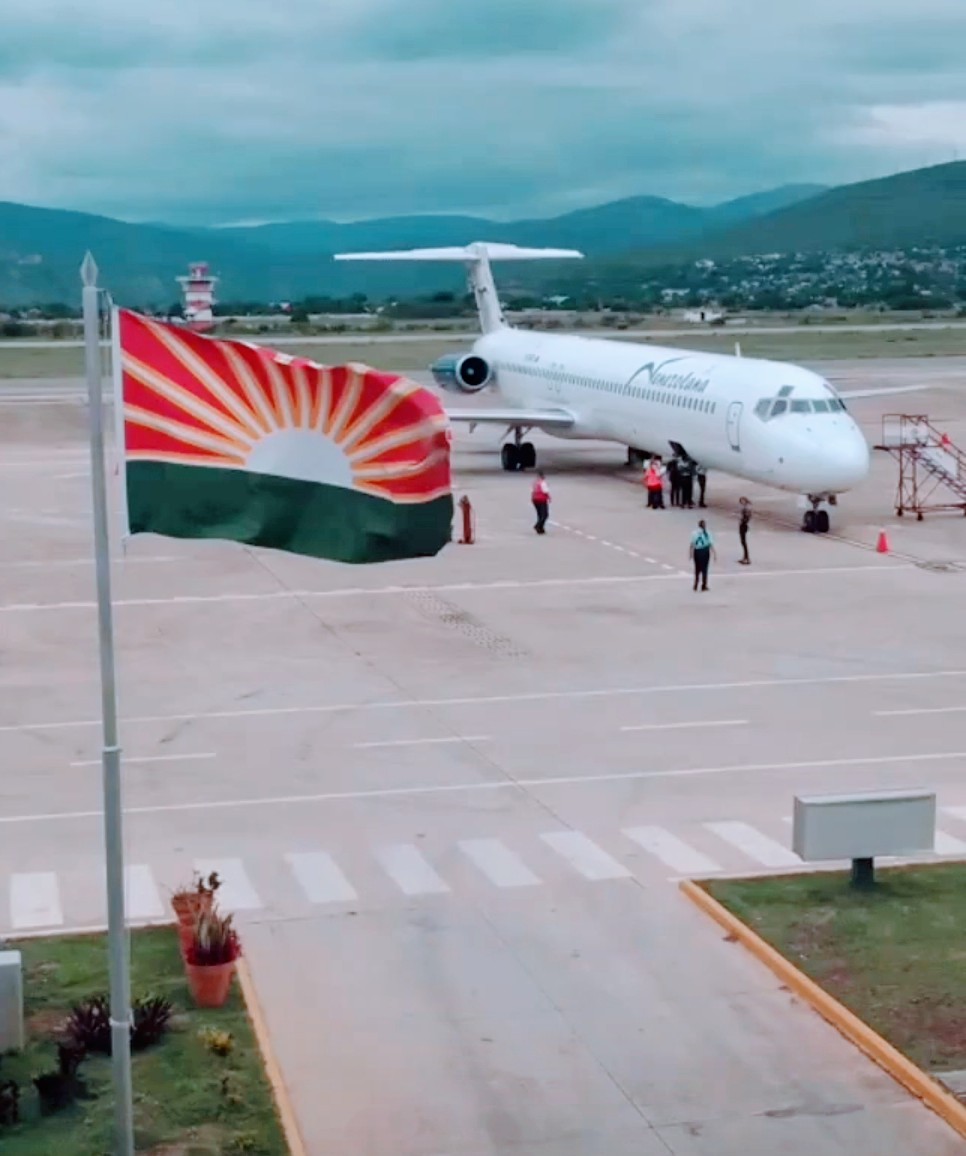 inac_ve's tweet photo. #INACInforma 📢 || Este #25Abr @VenezolanaOficial iniciará operaciones aéreas internacionales, Barquisimeto-Panamá y el #28Abr Barquisimeto-República Dominicana, ambas rutas contarán con dos frecuencias semanales. Continuamos trabajando por ampliar la conectividad aérea 🇻🇪✈️. https://t.co/2qEL7am4UI