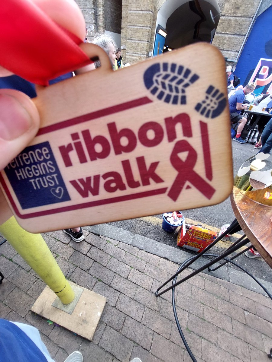 JamesFoulkesKP's tweet photo. @MartinLondonTHT great to catch up mate. 15 years since we were on the phones offering advice at #thtdirect. Enjoyed the 10k saunter around London too. @THTorguk #ribbonwalk https://t.co/h3iZftWGWc