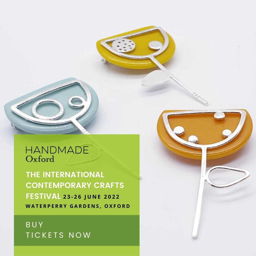 handmadebritain's tweet photo. EARLY BIRD FAMILY DAY TICKETS FOR ONLY £15 at Handmade Oxford on 23–26 June! 🚨

Come and buy unique, handmade gifts from talented independent makers showcasing various disciples from jewellery, ceramics, print, fashion, and more @waterperry!

https://t.co/dtwRIBmY68

#buytickets https://t.co/ZGNSrEERIo