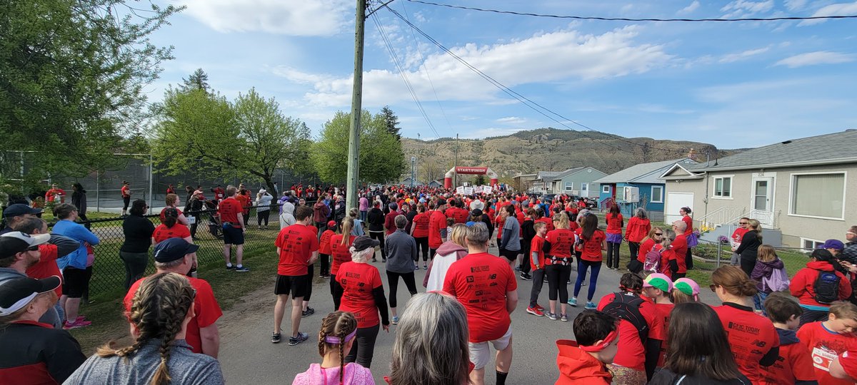 arjunsingh's tweet photo. Not just physical, but also mental and spiritual health! Hugely also, community health!!!
It is just so nice to be able to be together again at walks / runs.
And Kamloops own Boogie the Bridge will always be at the centre of the run calendar for so many of us!!
#BoogieStrong https://t.co/jwIDVHAWgK
