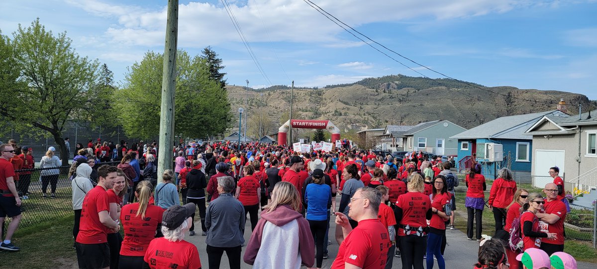 arjunsingh's tweet photo. Not just physical, but also mental and spiritual health! Hugely also, community health!!!
It is just so nice to be able to be together again at walks / runs.
And Kamloops own Boogie the Bridge will always be at the centre of the run calendar for so many of us!!
#BoogieStrong https://t.co/jwIDVHAWgK