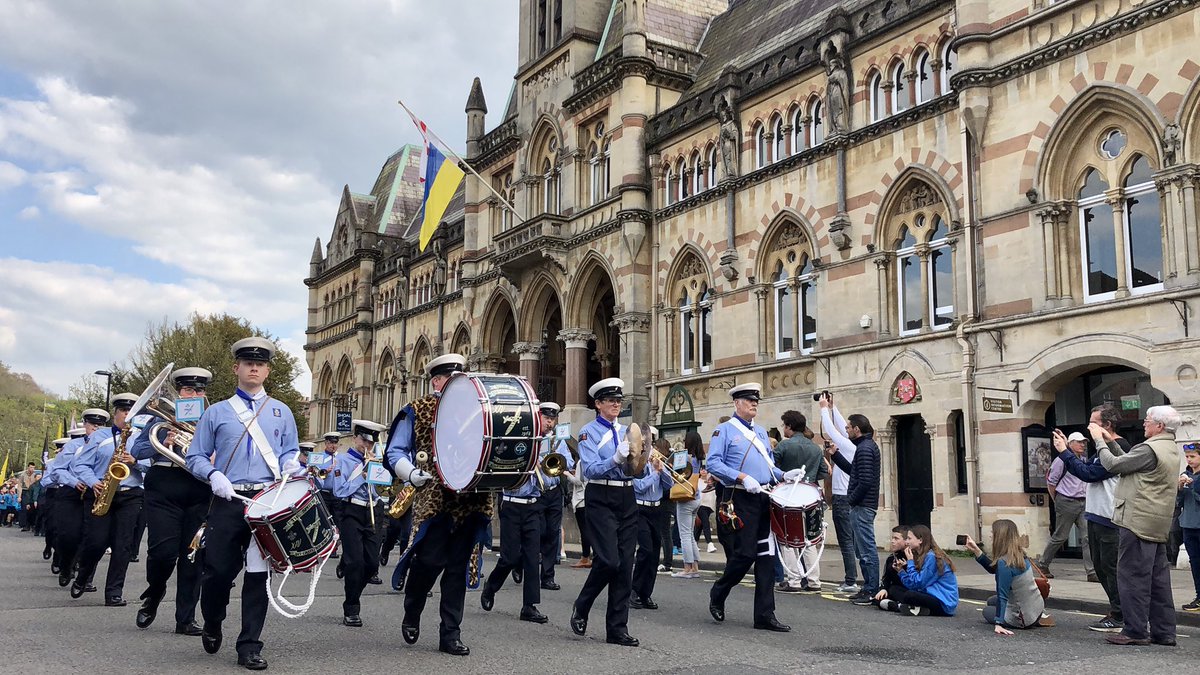 14thSpitfires's tweet photo. Winchester St George’s Day Parade 🏴󠁧󠁢󠁥󠁮󠁧󠁿🎶 

Our third and final St George’s Day Parade of the weekend! 

#StGeorgesDay #Winchester #marchingband #music https://t.co/lCG1NSQWlk
