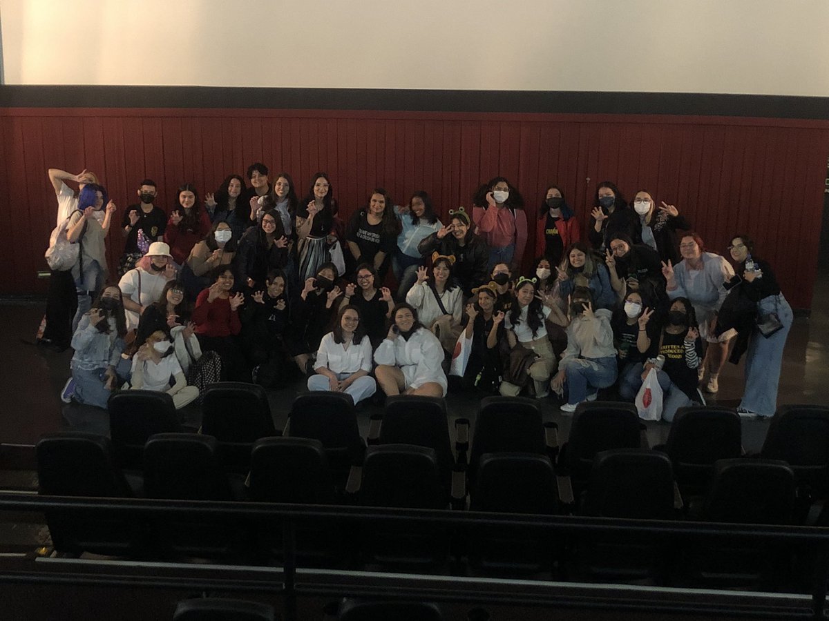 if_chuuya's tweet photo. Um dos melhores dias da minha vida sem sombra de dúvidas, estava tudo perfeito pq os meninos nunca erram. Conheci pessoas incríveis (nunca pensei q tinha tanta CARAT m cwb) e agradeço a @Seungkwan_BR , @offfluencer e @_essp pelos mimos 💎💕

#PowerOfCarat #PowerOfLove_TheMovie https://t.co/HVsg45rpl5