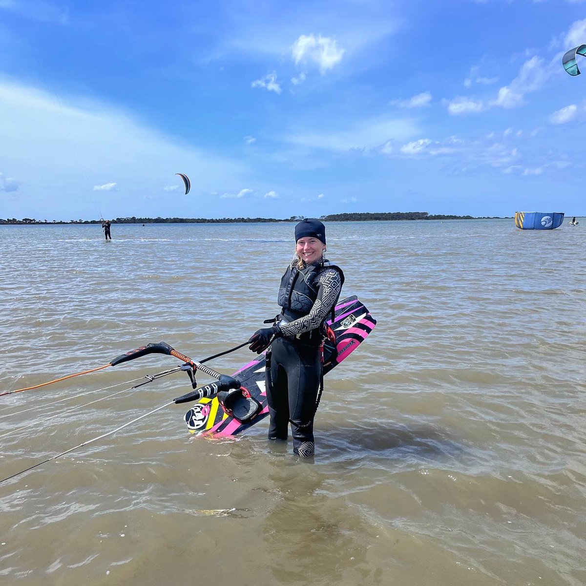 EllesseCheale's tweet photo. @RNLI_Whitstable lost kite board today in whitstable, please DM if found! Distinct pink and purple and kisses on it 💋 https://t.co/bPiIFSOW2W
