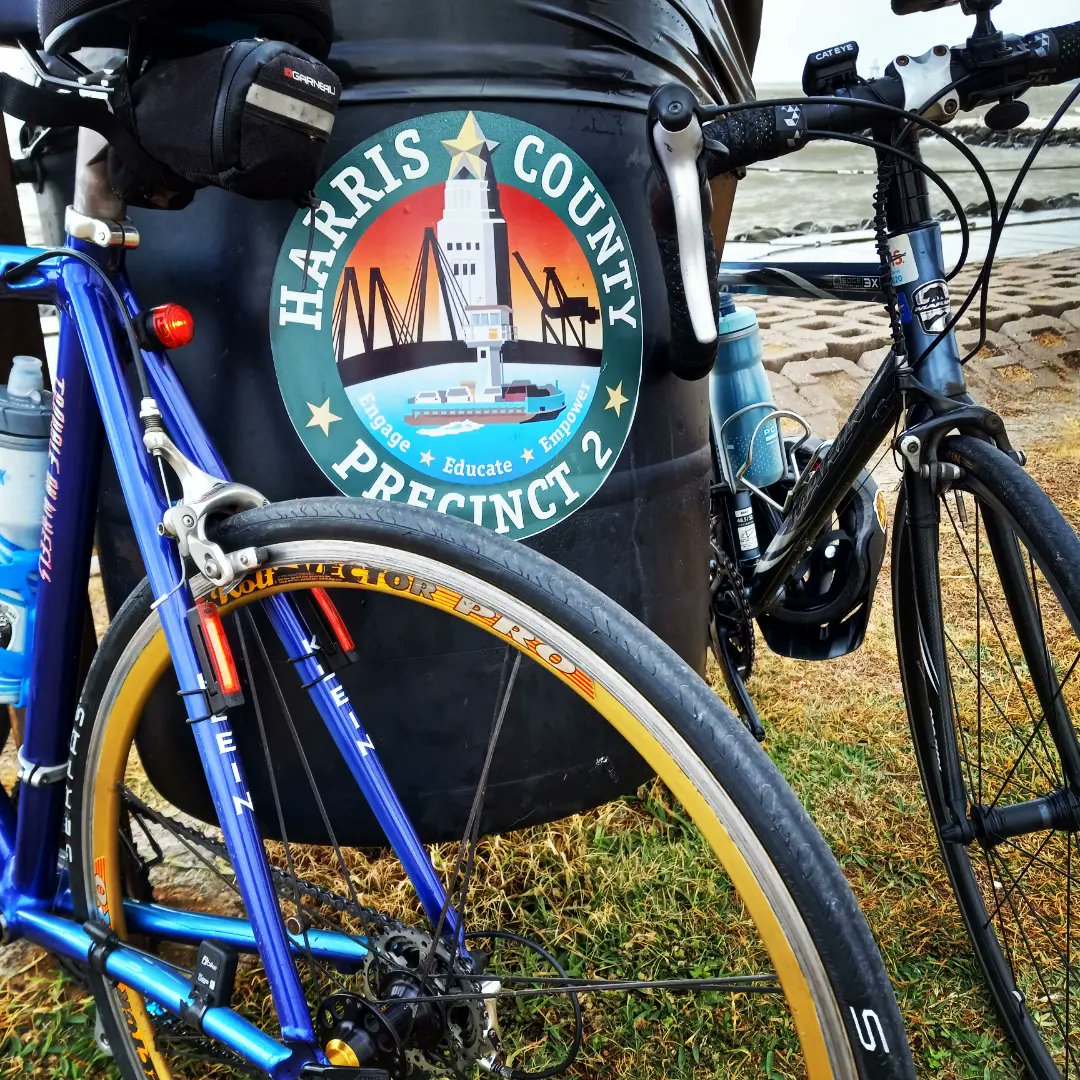 rgonza1970's tweet photo. Last Training ride before ms150 next weekend @AdrianGarciaHTX let's go. https://t.co/lqcgAC3Vw4