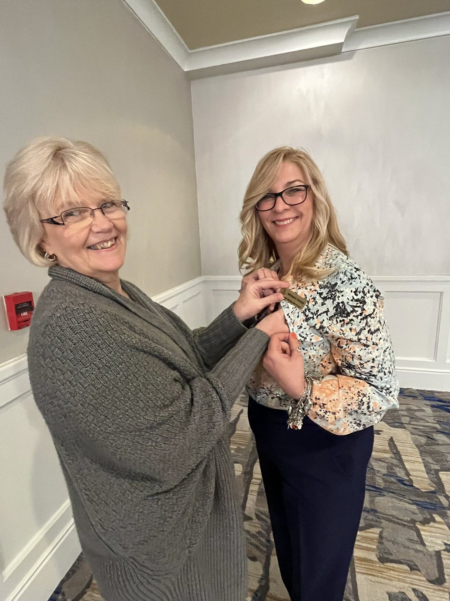 RhodeIslandAMTA's tweet photo. Pinning @ColizzaMichaele!!! Welcome to the RIAMTA Hall of Fame! #RIAMTA #AMTA #MassagingInThe401 @AMTAmassage https://t.co/41l3Bb33Hj