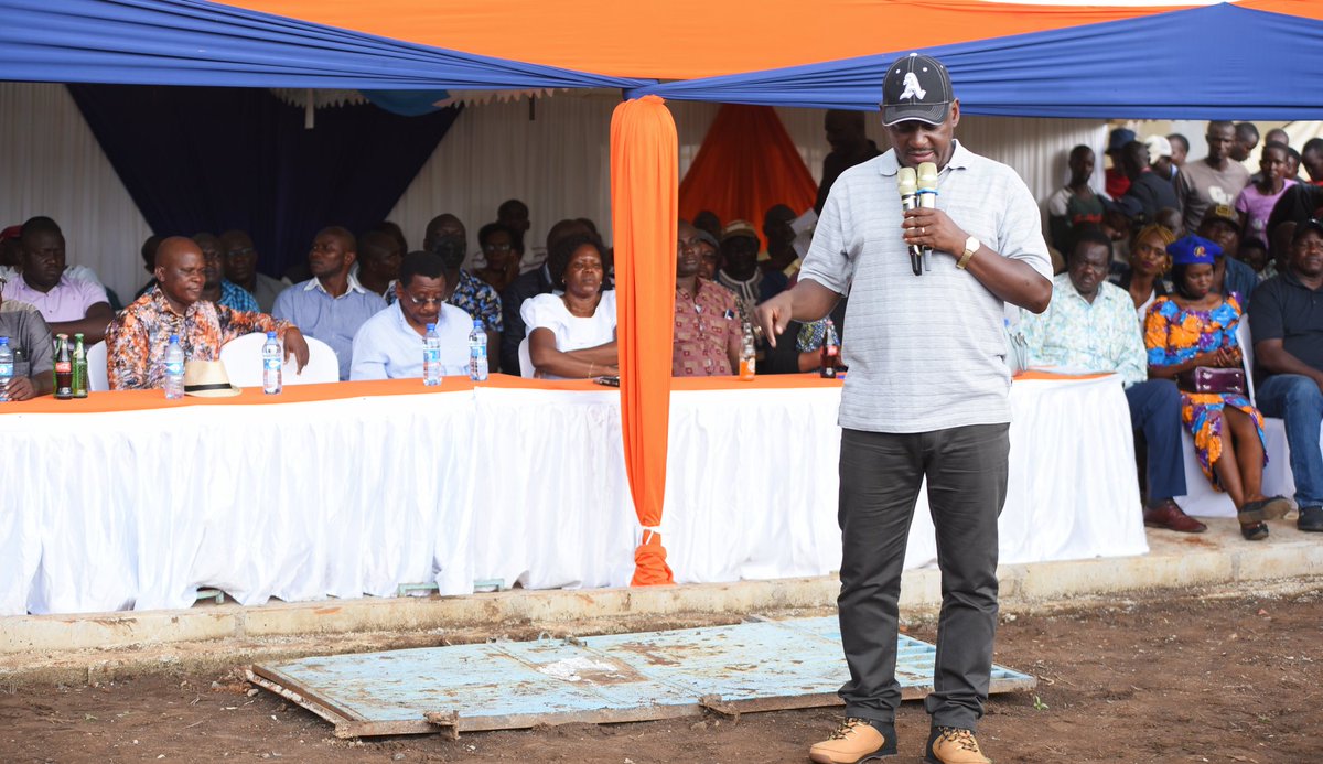 orengo_james's tweet photo. Thank you KNUT Secretary General Mr. Collins Oyuu and the entire Uyoma Kobong', Rarieda Constituency for the endorsement today. #Nyalore https://t.co/wSOIOo5pNu