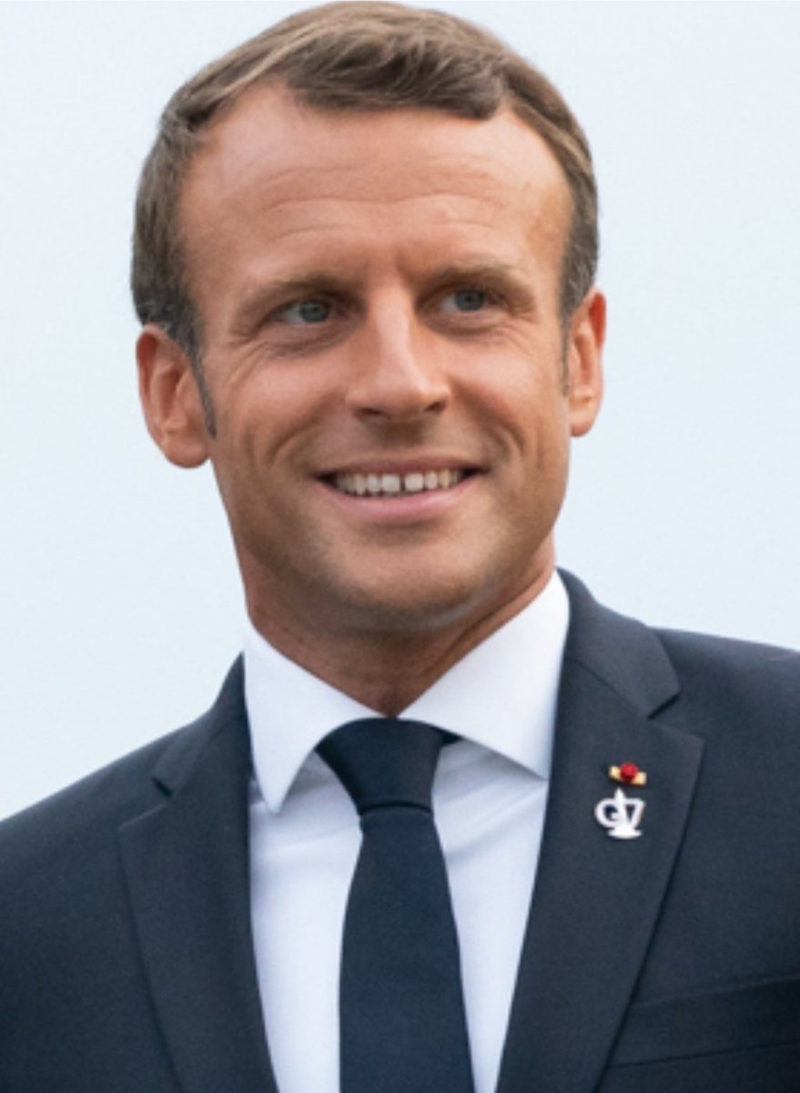 nicostornaritis's tweet photo. Η μεγάλη νίκη του @EmmanuelMacron είναι και νίκη της ελευθερίας και της δημοκρατίας απέναντι στον σκοταδισμό και τον λαϊκισμό. 
Απόψε νίκησε το Ευρωπαϊκό όραμα!
Viv la France !! #FranceElections2022 #Macron @FranceaChypre https://t.co/1ynLGOclyc