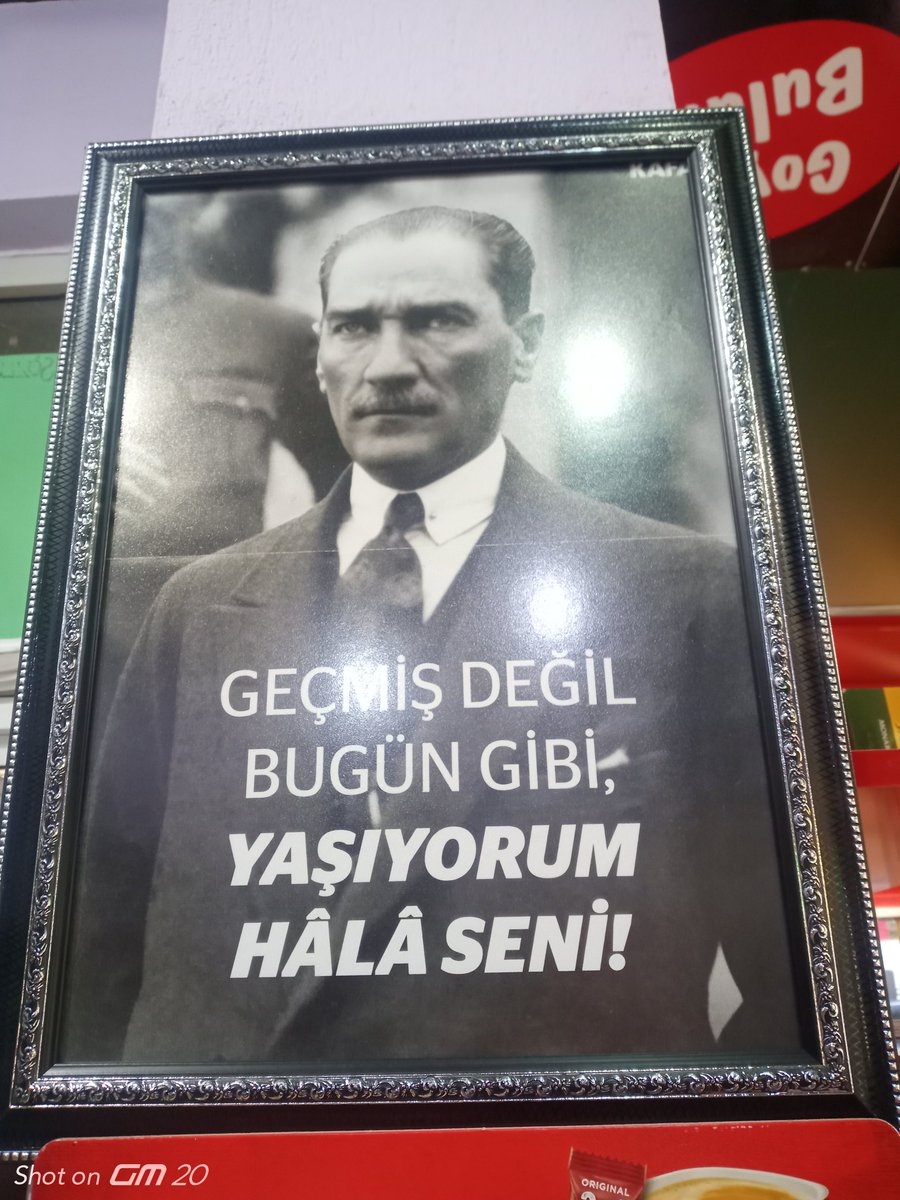 BasNdakiz's tweet photo. Yaşıyorum hala seni ♥️♥️ https://t.co/Y7auCXsRtl