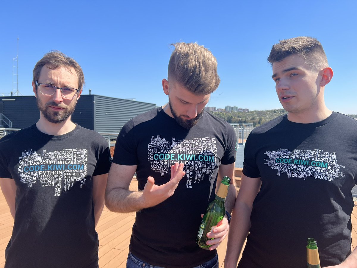 gingy_love's tweet image. We are #pythonweekend [birthday edition]🎂