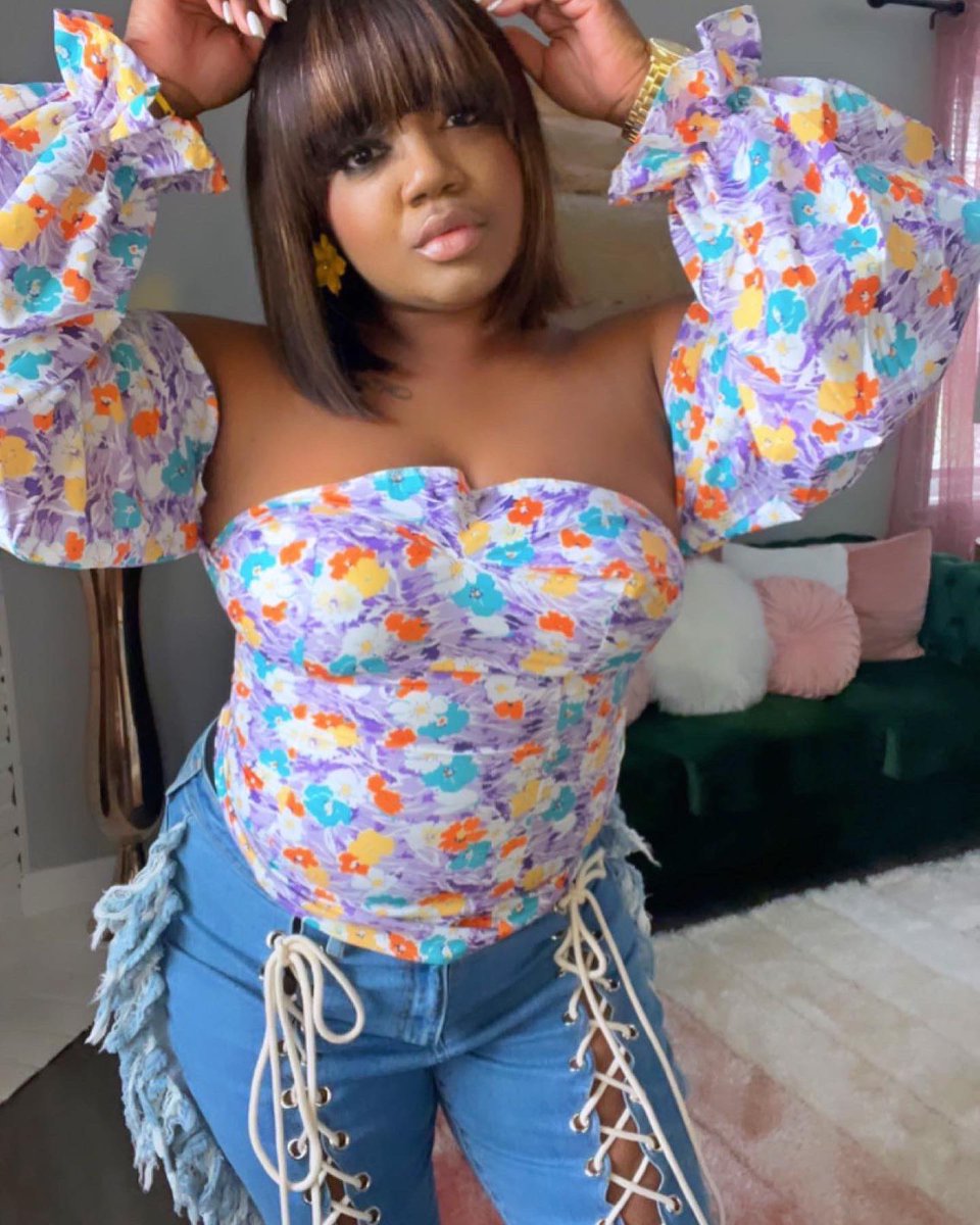 B_Freeman18's tweet photo. Life size Barbie but you can’t play with me😉 https://t.co/3c5g6aglIY