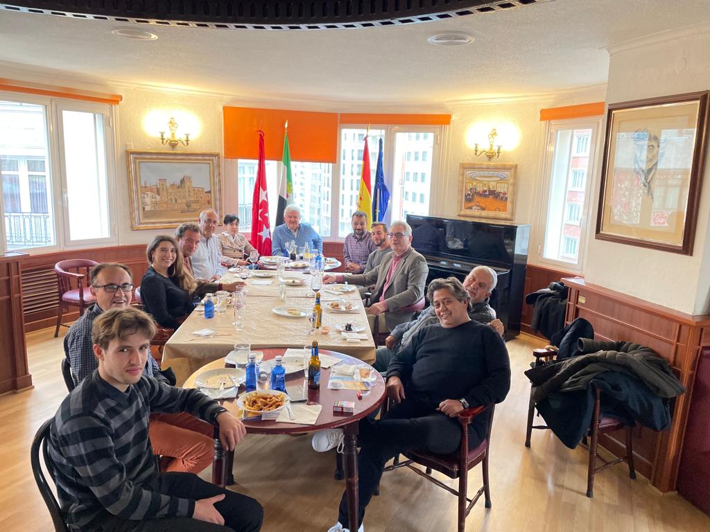 WCDClub's tweet photo. -Trabajando por #Extremadura 

Concentración de Talento Empresarial para la Organización de la Expo #HIGHTECHWCD

Tendra lugar el 5 EIVE de CAREX y daremos respuesta real al RIS3 de la @juntaExtre

Proyect 1 Circuito de #Karts #GreenEnergy #H2 del mundo en Extremadura https://t.co/8sufhVpapD