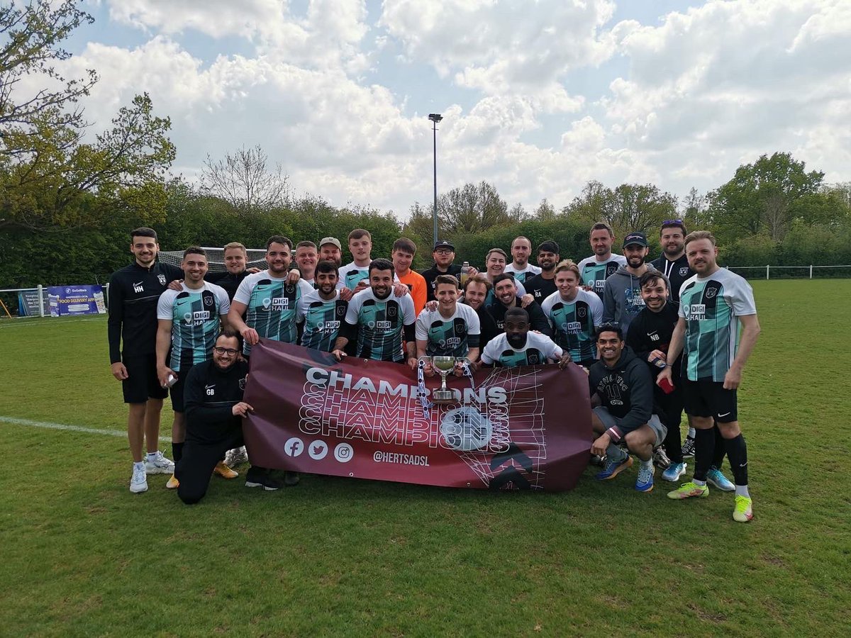 Little Heath FC tweet media