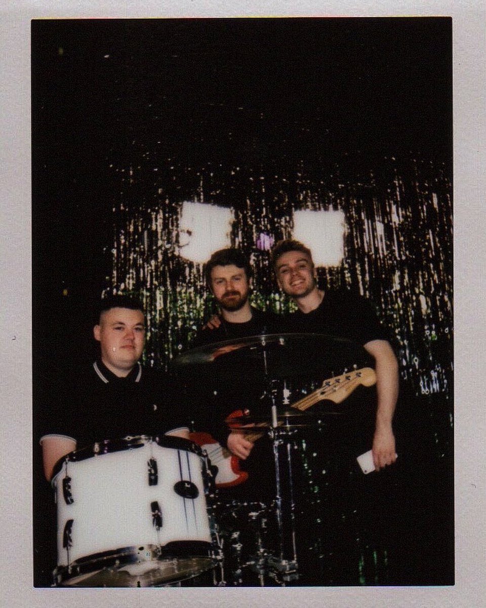 RookieBandOff's tweet photo. Lily I Think It’s Time will be released to the world in 3 DAYS! 

Last chance to enter into our pre save giveaway - Use the link in our bio, presave the song and send share that you’ve done it then once you’ve shared the song on release day… Polaroid is yours https://t.co/r5mNV5bM0o