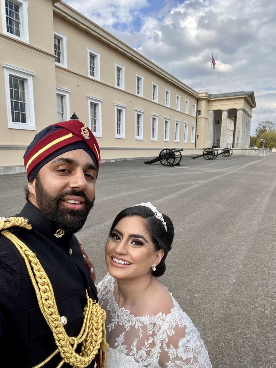 So this happened today! Whilst I wasnt able to legally get married in RMAS, I was still able to mark an important stage in my life in a military fashion. Big thank you to everyone who made this happen!👰🏽‍♀️👳🏽‍♂️ #Sandhurst #BritishArmy #Sikh #belonging #inclusion