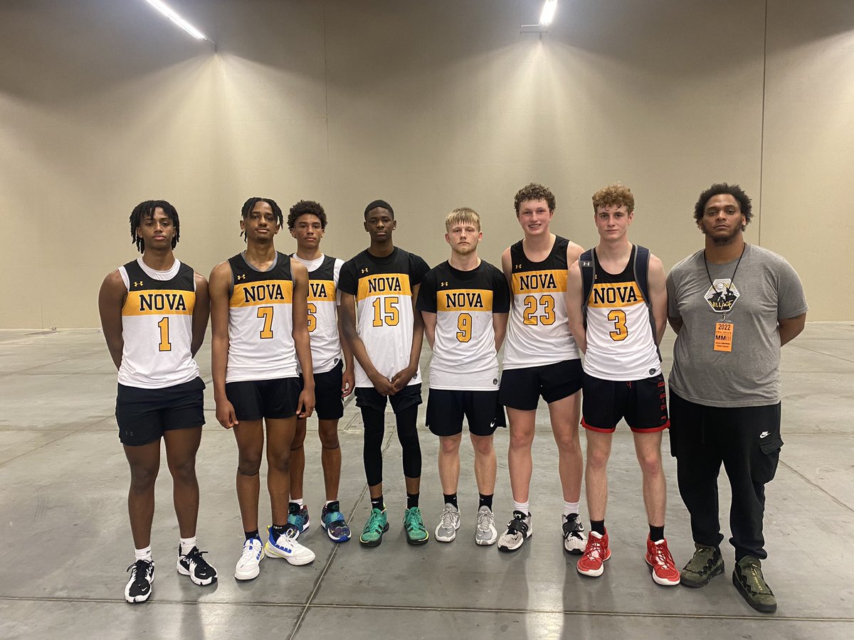 CoachFattz0's tweet photo. Finished off as the Bronze 17U champs here at @drujoyceclassic with a 67-64 victory in the championship @NovaVillage1 strong performance from @Michael17945396 @Hartjared__ @MathiosAbenet @BillyBerry03 to close out https://t.co/fgfRrolGsV