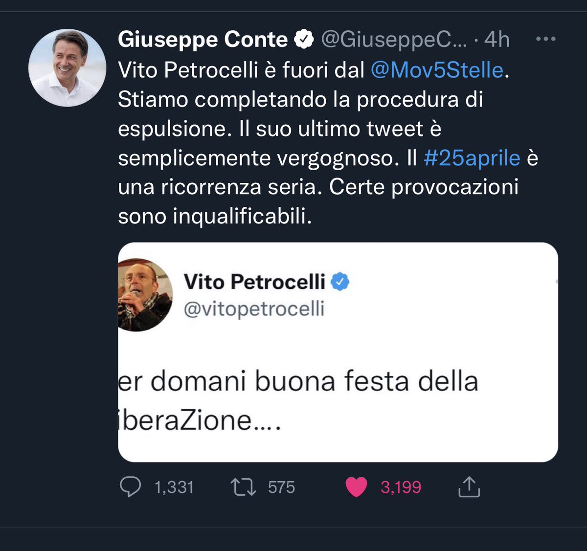 acilegnaiadaned's tweet photo. @vitopetrocelli 🎶Con le mani, con i piedi, con il culo ciao ciao 🎶 https://t.co/5RwDINyRBX