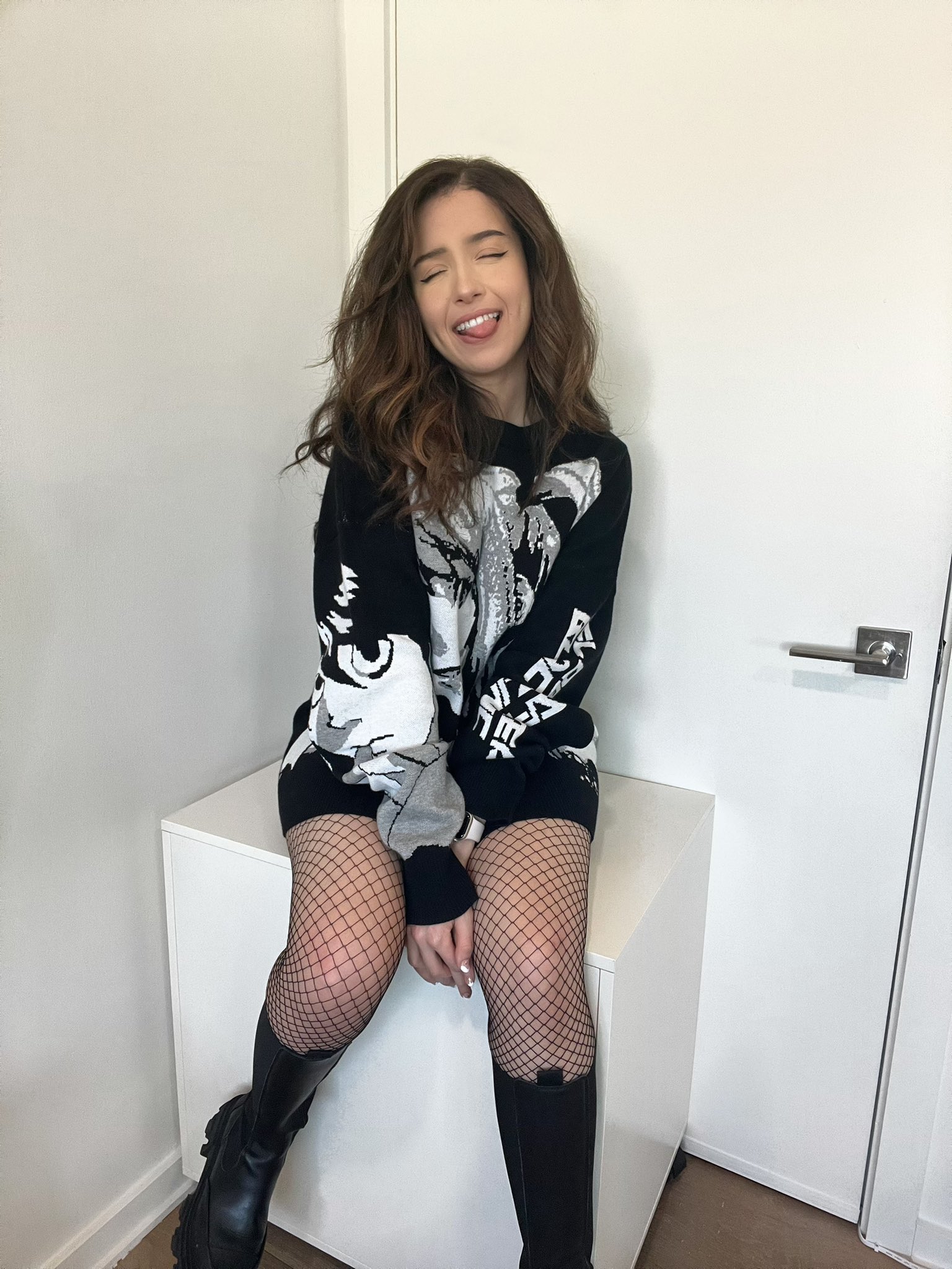 pokimane on Twitter "how do you spell your name? asking for a friend 📝