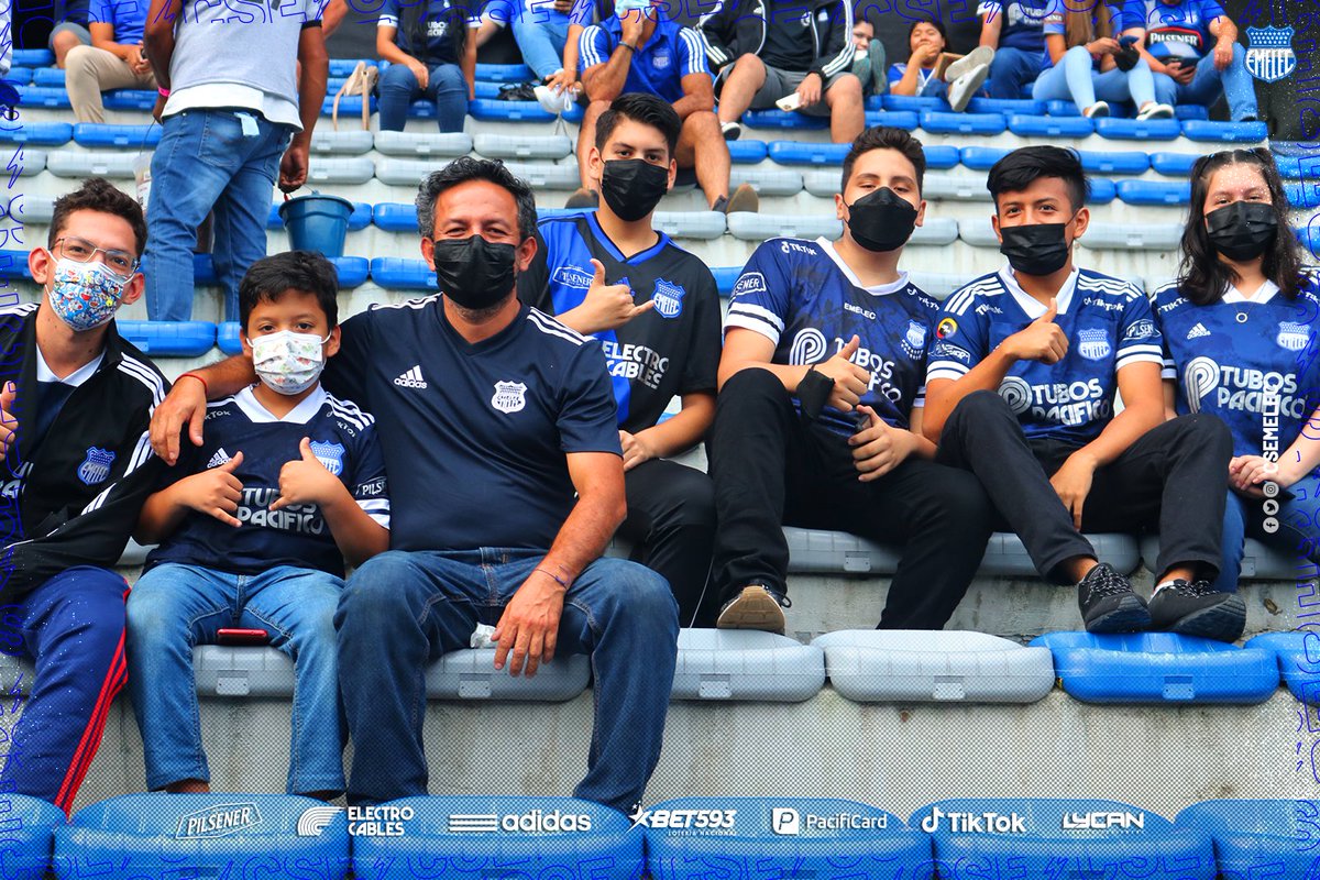 CSEmelec's tweet photo. ¡¡Te esperamos en el Estadio George Capwell!! 🔝

🆚 #SDAucas

✅ Boleterías del Estadio habilitadas hasta las 5:00 Pm

#HoyMásQueSiempre #SiempreJuntos 🤜🏻🤛🏻⚡ https://t.co/ANjaE0p6LB